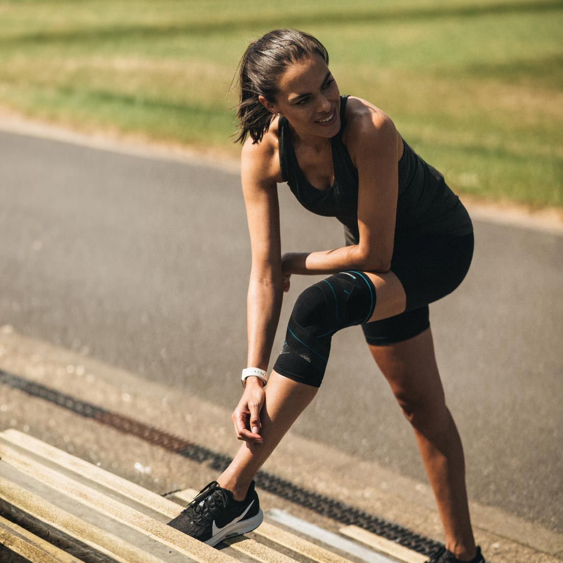 COMPEX ACTIV KNEE + 83-0033-U