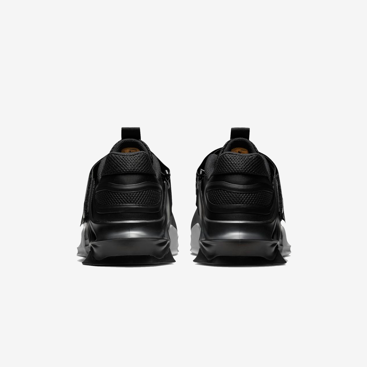 NIKE SAVALEOS CV5708-010