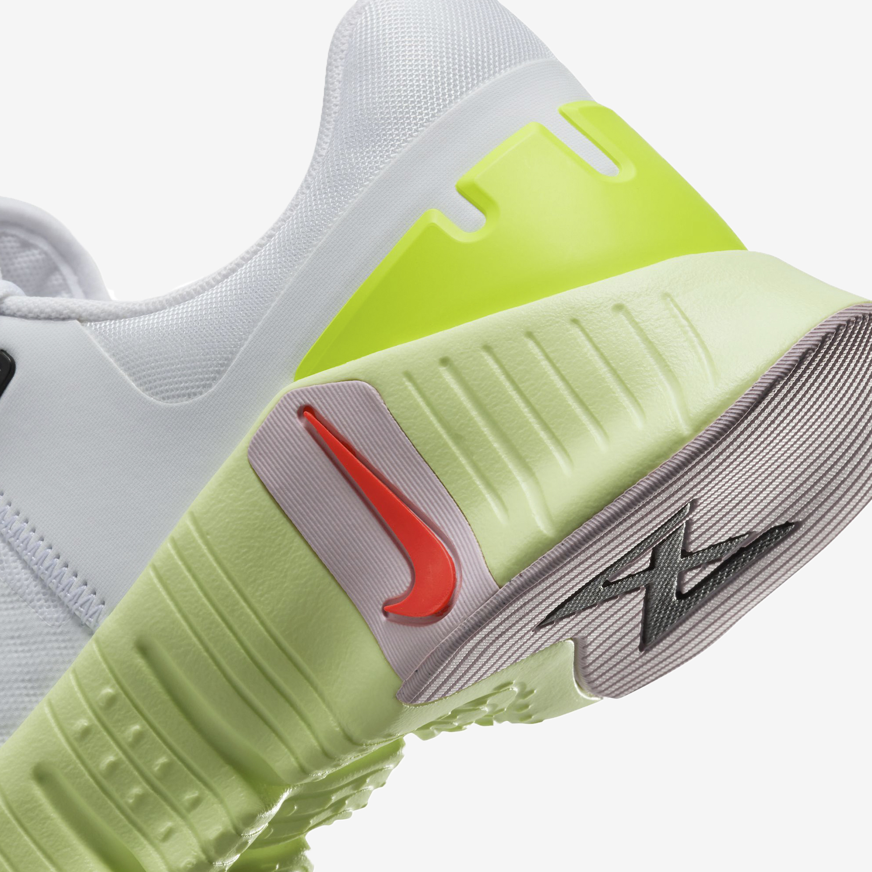 NIKE FREE METCON 5 - WOMAN DV3950-104