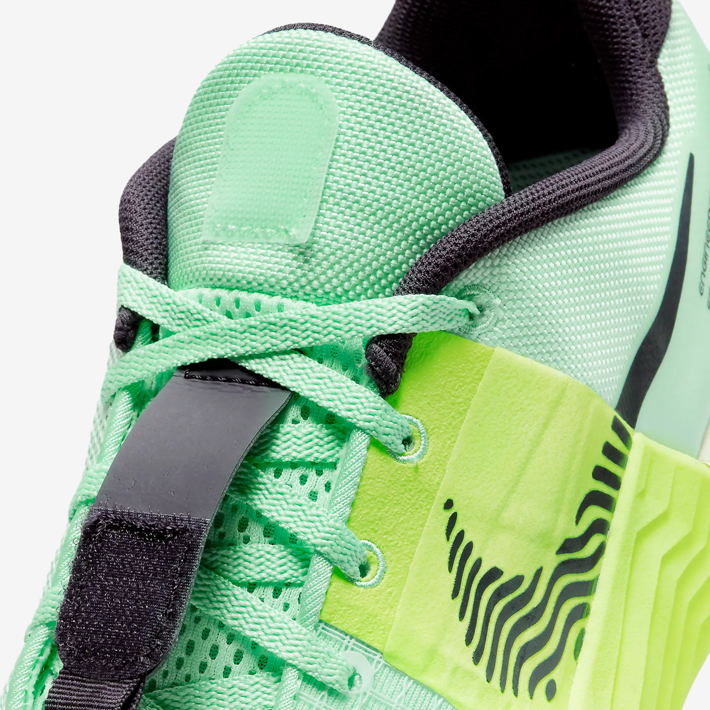 NIKE METCON 8 DO9328-300