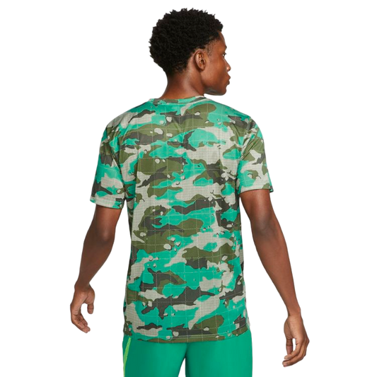 T-SHIRT NIKE DRI-FIT CAMO DD6886-350