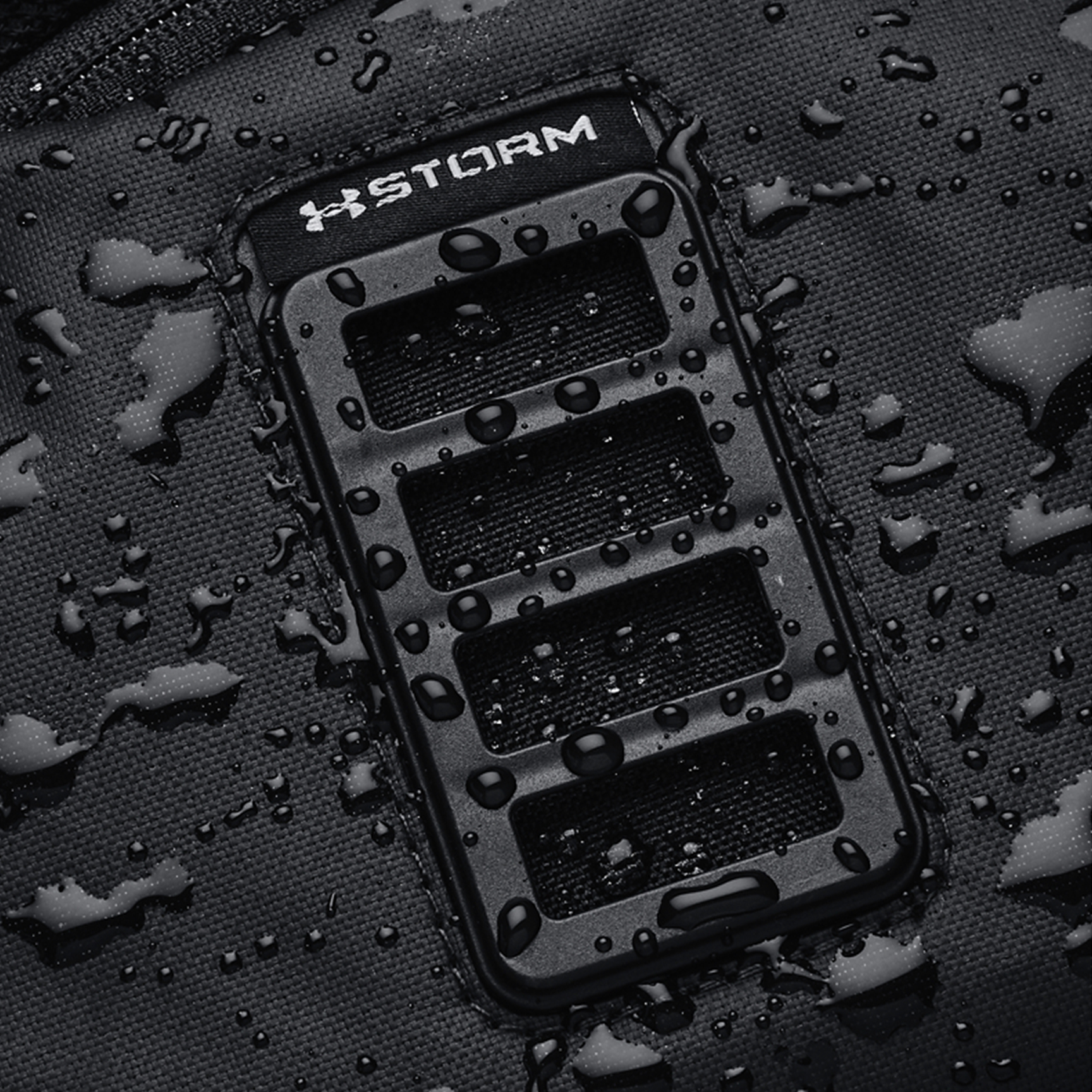 UNDER ARMOUR UNISEX CONTAIN DUO MEDIUM DUFFLE BAG 1361226-001