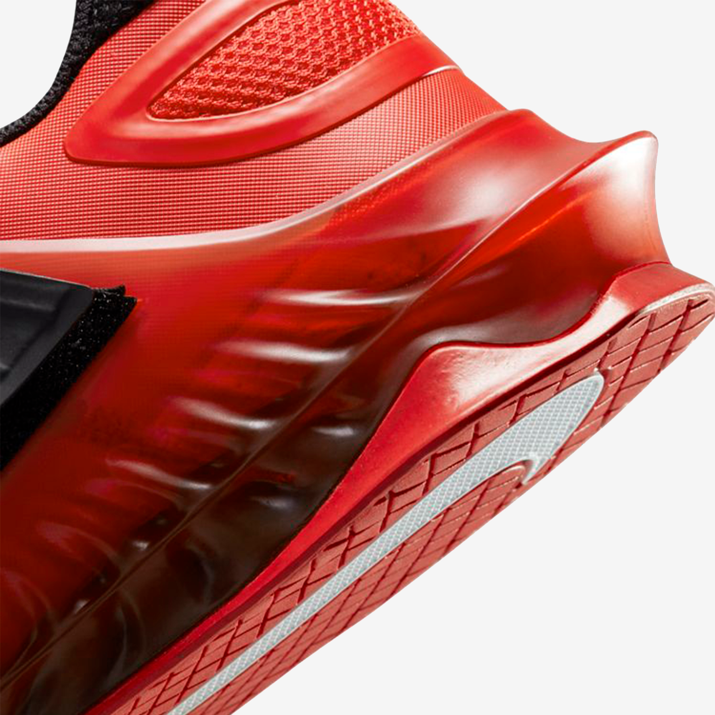 NIKE SAVALEOS CV5708-606