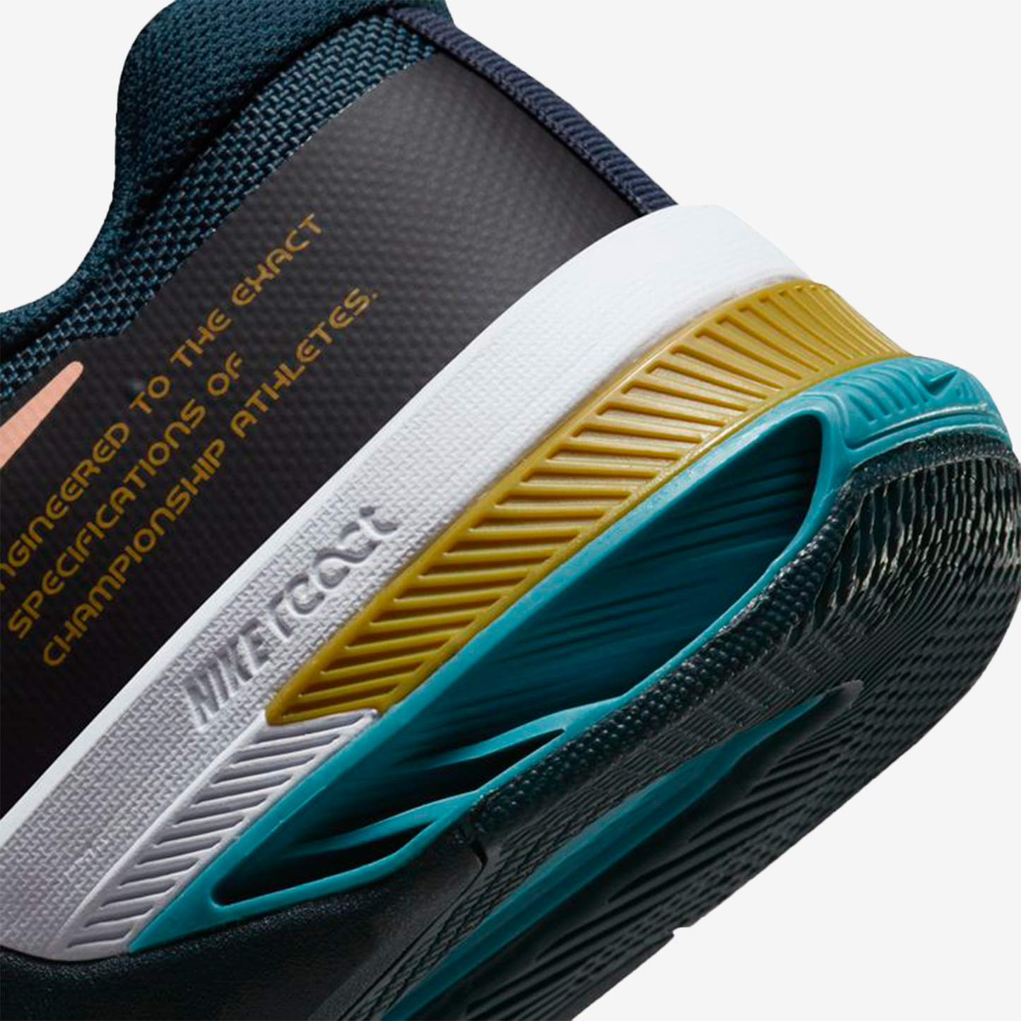 NIKE METCON 8 DO9328-401