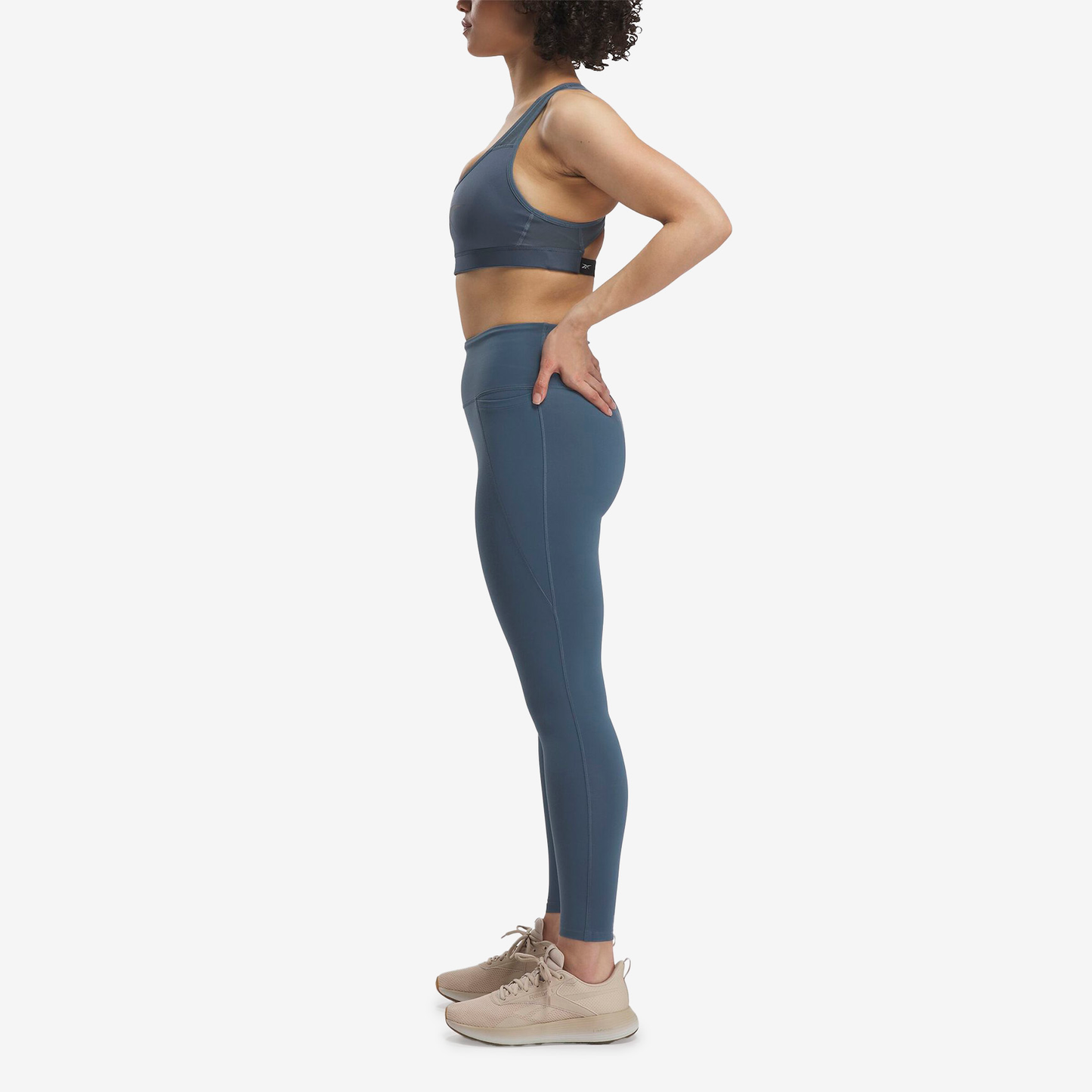 REEBOK LUX VECTOR BRA - MEDIUM IMPACT LUXVECTORBRA-100035172