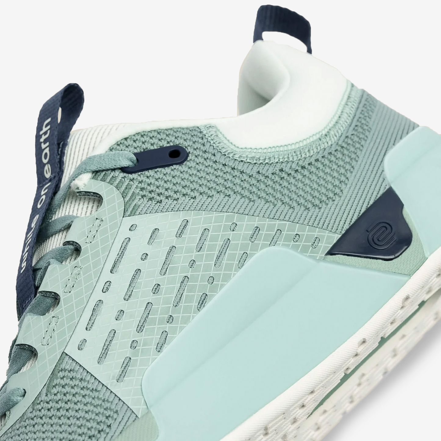 WHILE ON EARTH MOVE TRAINER FTN-Mint/Surf