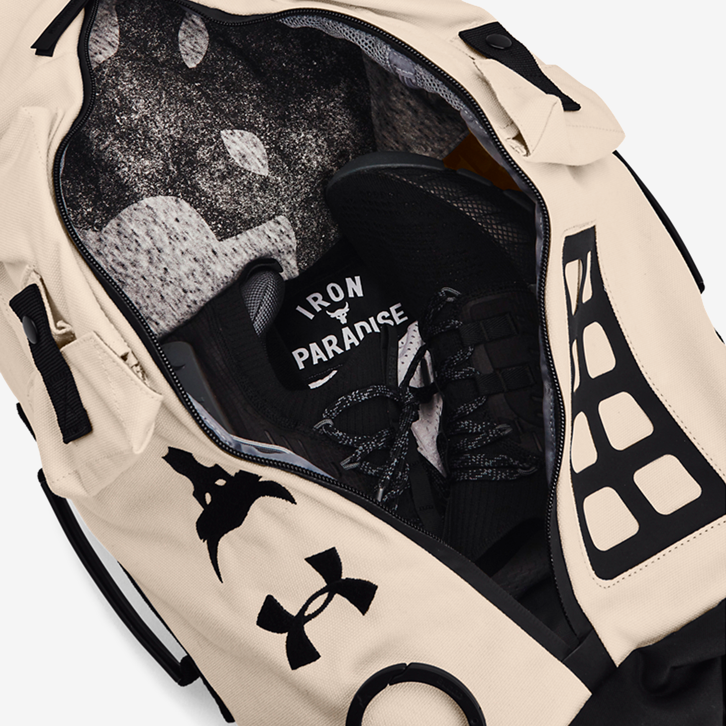 UNDER ARMOUR PROJECT ROCK 60 BAG 1345663-110