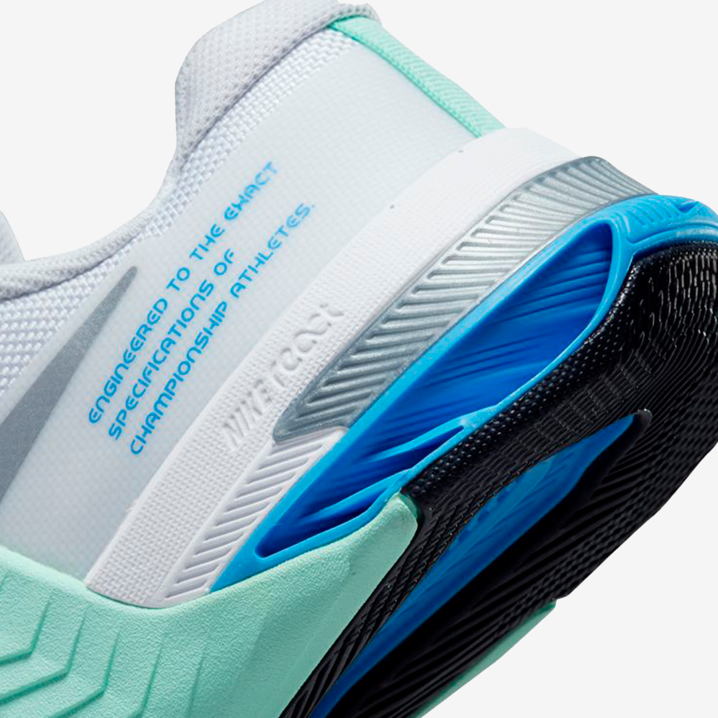 NIKE METCON 8 - WOMAN DO9327-100