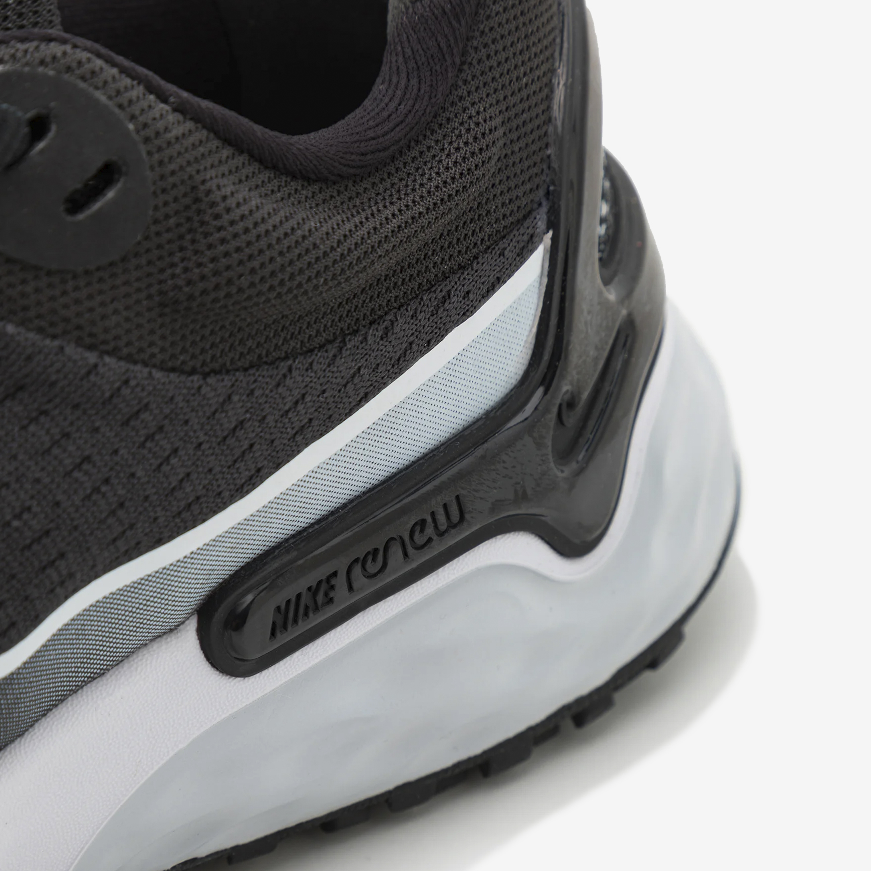 NIKE RENEW RUN 3 DC9413-001